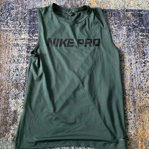 Nike dri fit women’s workout shirt